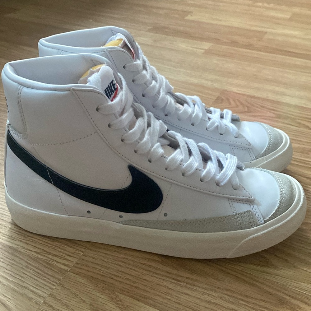 Nike Blazer Mid ‘77